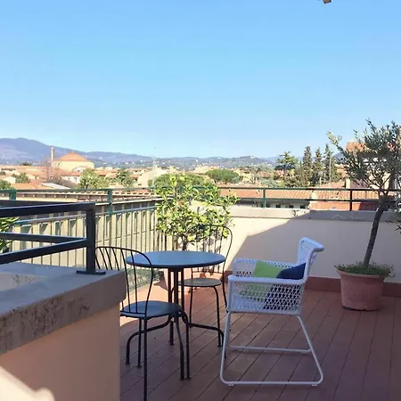Istay - Attico Pergola דירה *